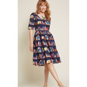 NWT Collectif Vintage London Amber Lea Book Shelf Swing Dress Navy Size 4